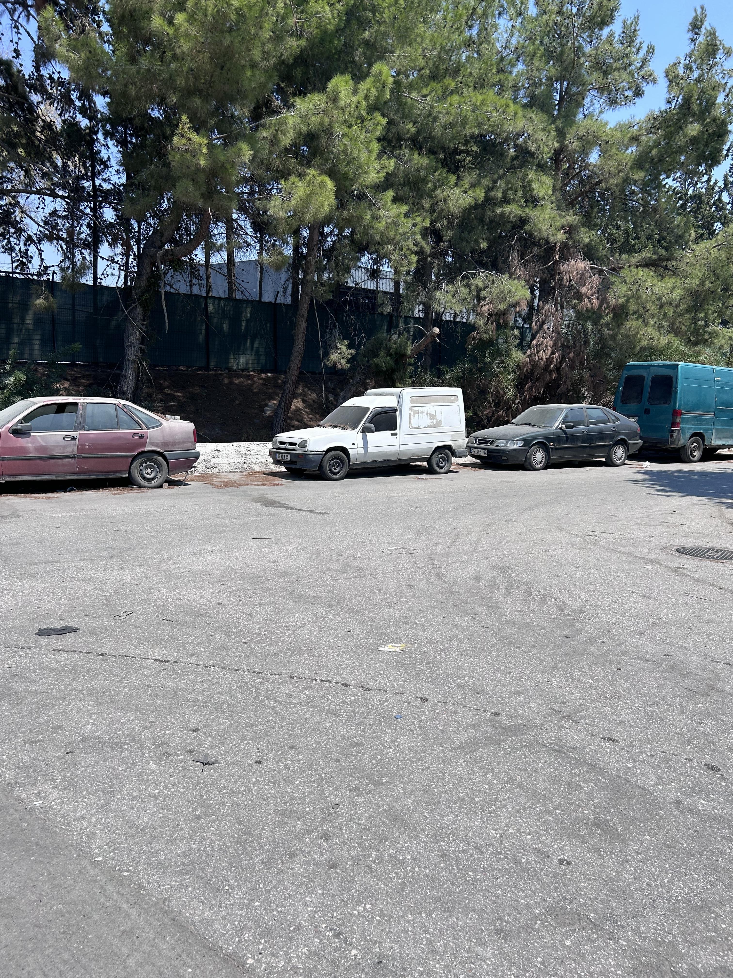 Antalya yeşil sanayide 175 metre kiralık dükkan